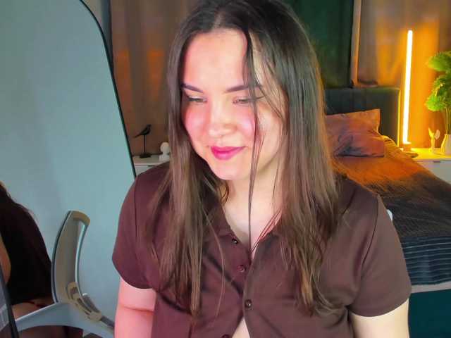 nelie-evans online