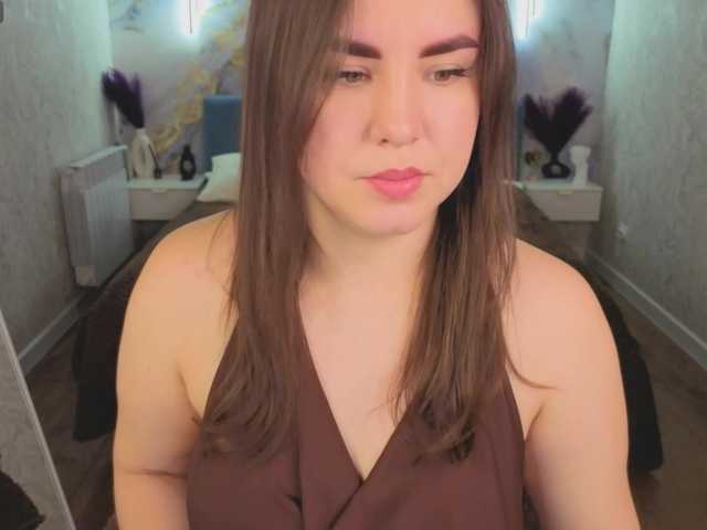 Nelie-Evans live cam on BongaCams