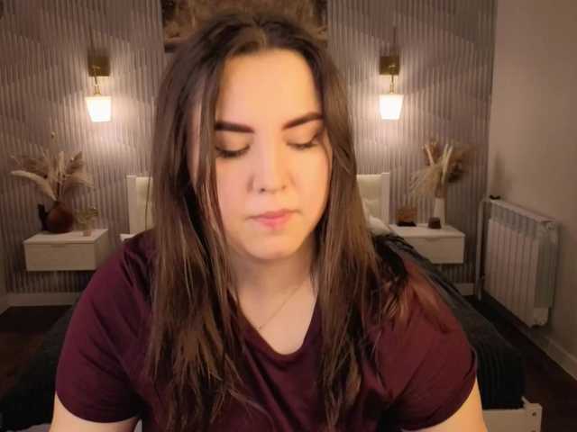 Nelie-Evans live cam on BongaCams