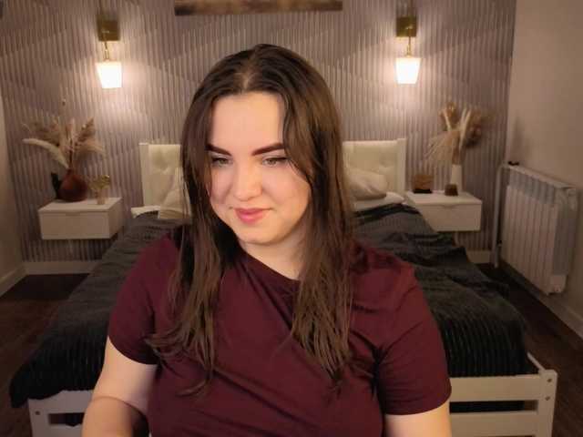 Nelie-Evans live cam on BongaCams