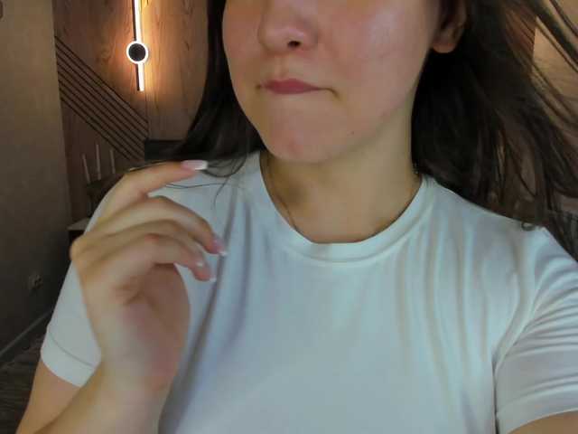 nelie-evans online