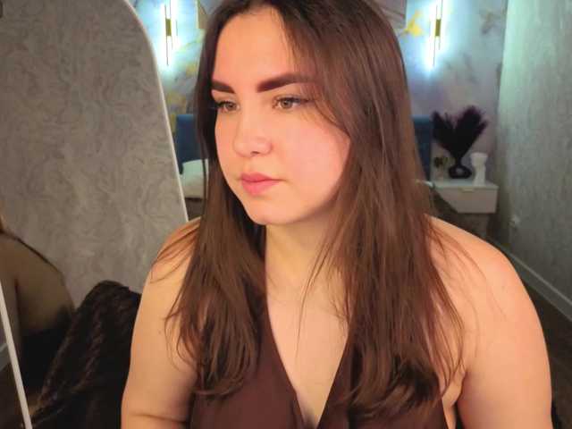 Nelie-Evans live cam on BongaCams