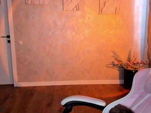 Nelie-Evans webcam