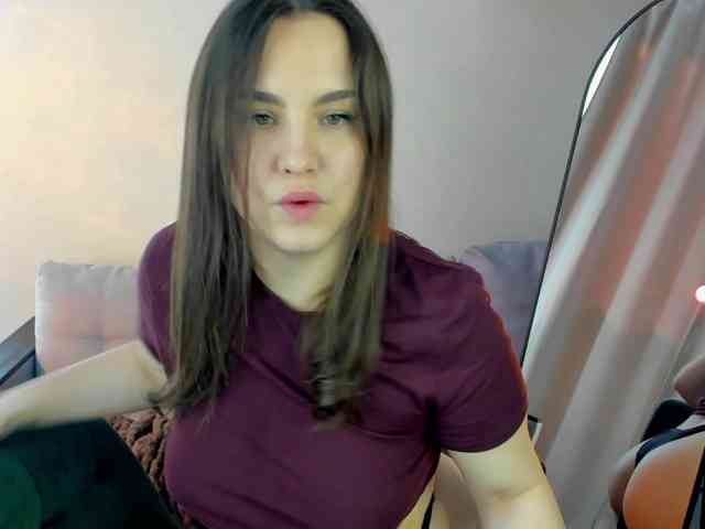 Nelie-Evans webcam