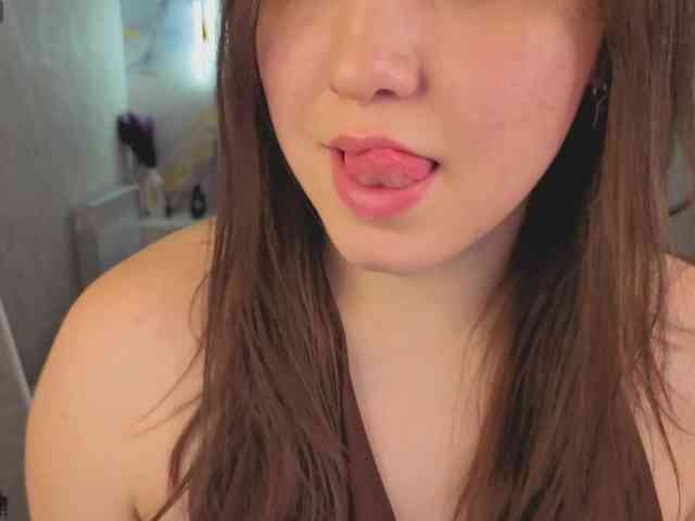 Nelie-Evans webcam