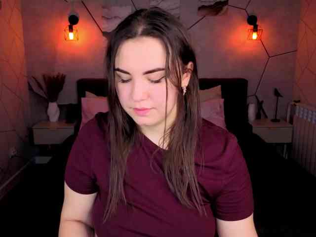 Nelie-Evans webcam