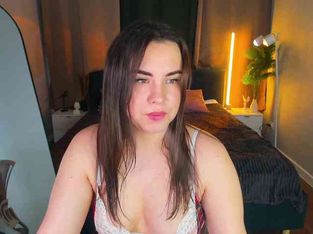 Nelie-Evans webcam