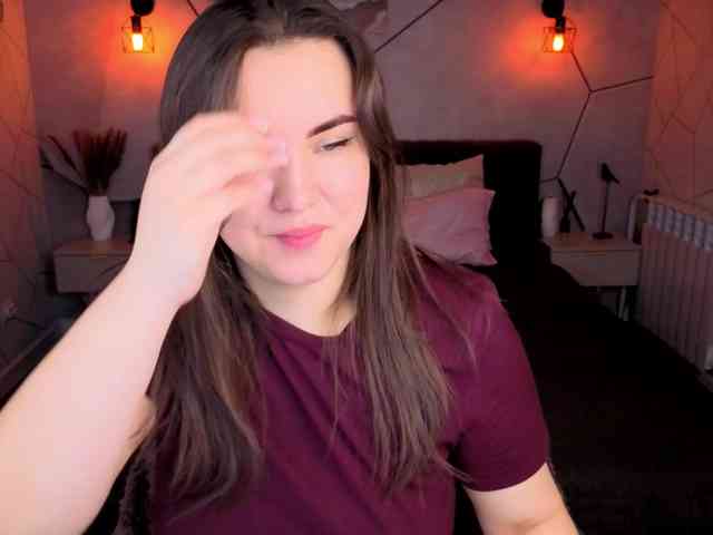 Nelie-Evans webcam