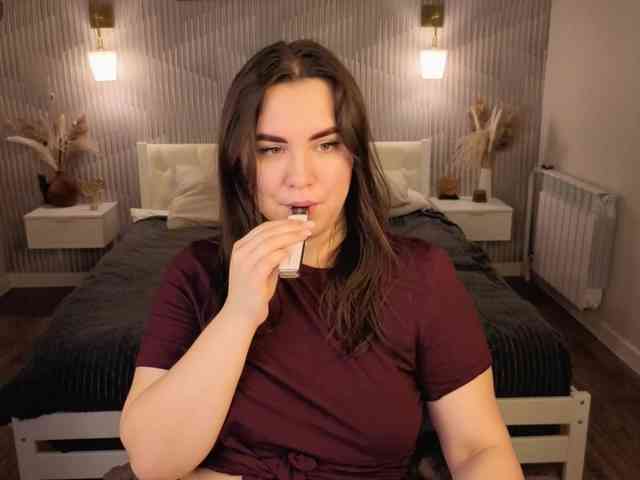 Nelie-Evans webcam