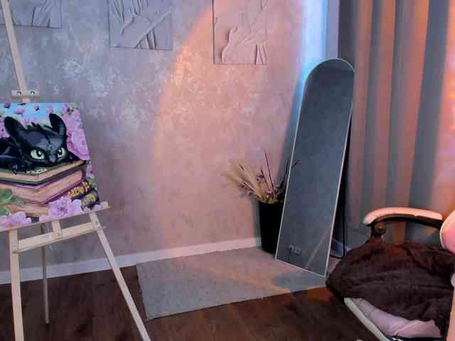 Nelie-Evans webcam