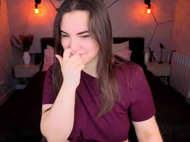 Nelie-Evans webcam