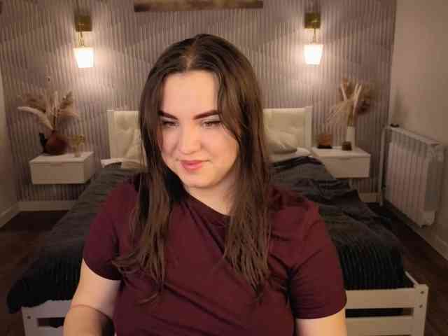 Nelie-Evans webcam