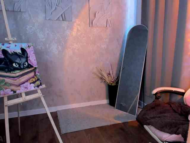 Nelie-Evans webcam