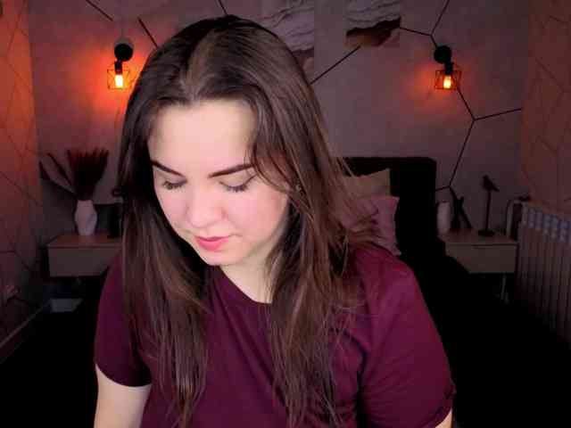 Nelie-Evans webcam