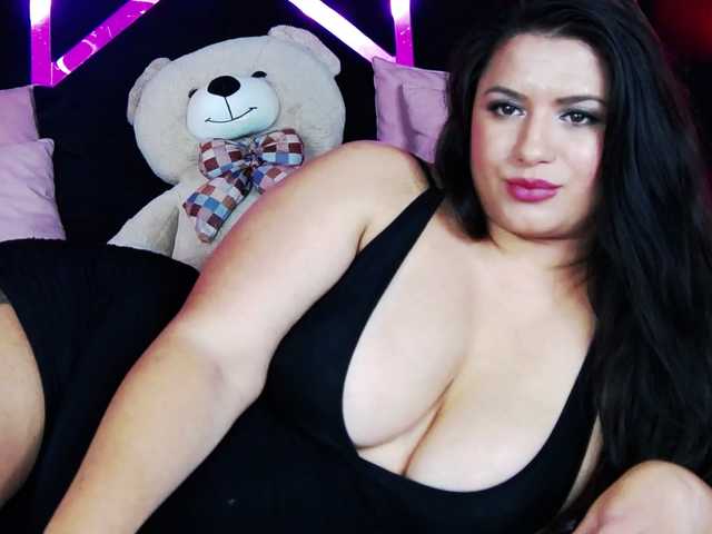 EssenaMonroe live cam on BongaCams