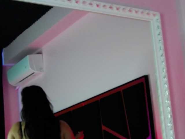 EssenaMonroe live cam on BongaCams