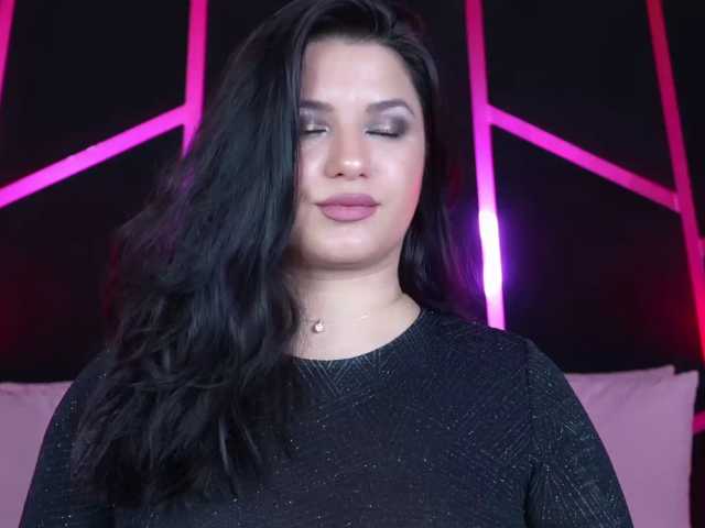 EssenaMonroe live cam on BongaCams