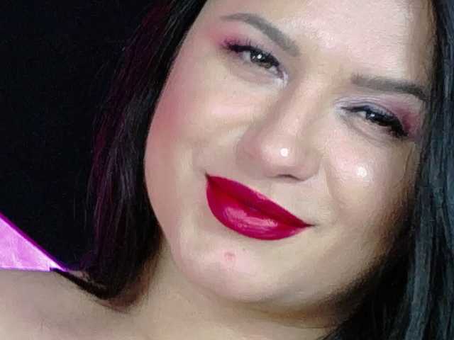 EssenaMonroe live cam on BongaCams
