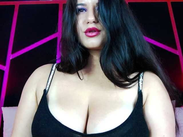 EssenaMonroe live cam on BongaCams