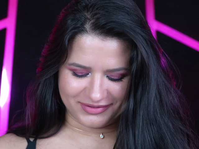EssenaMonroe live cam on BongaCams