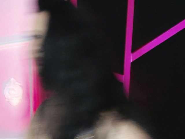 EssenaMonroe live webcam show