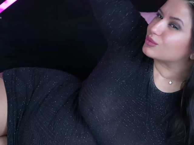 EssenaMonroe live cam on BongaCams
