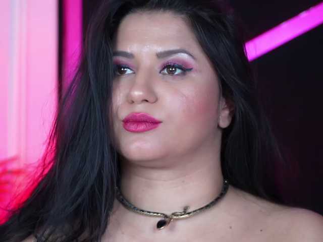 EssenaMonroe live cam on BongaCams