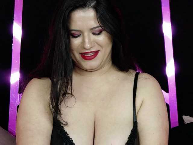 EssenaMonroe live webcam show