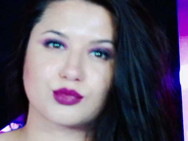 EssenaMonroe live cam on BongaCams