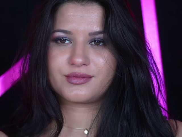 EssenaMonroe live cam on BongaCams