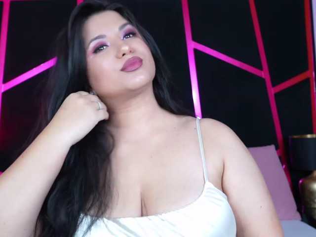 EssenaMonroe live cam on BongaCams