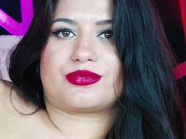 EssenaMonroe live cam on BongaCams