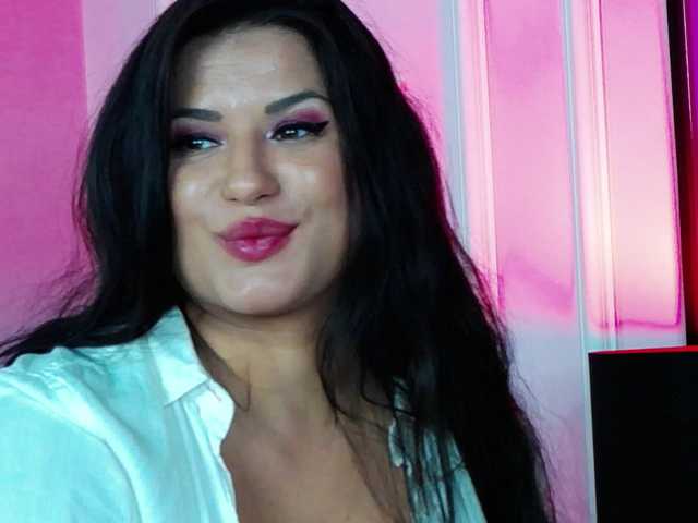 EssenaMonroe live cam on BongaCams