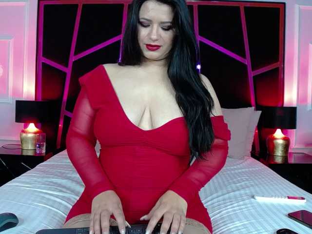 EssenaMonroe live cam on BongaCams