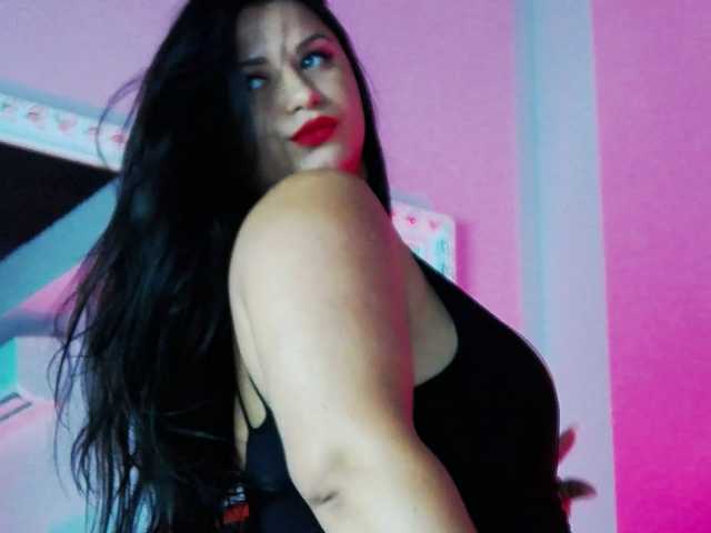 EssenaMonroe live cam on BongaCams