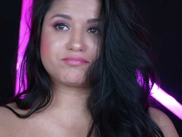 EssenaMonroe live cam on BongaCams