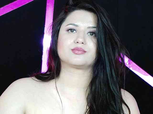 EssenaMonroe Live Webcam on BongaCams