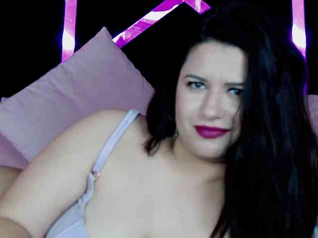 EssenaMonroe Live Webcam on BongaCams