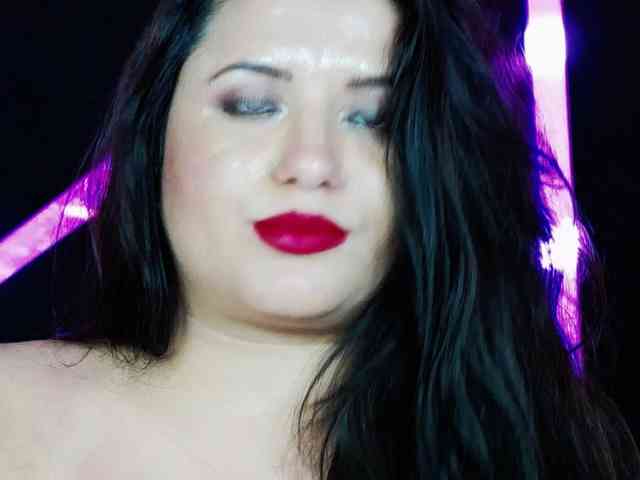 EssenaMonroe webcam