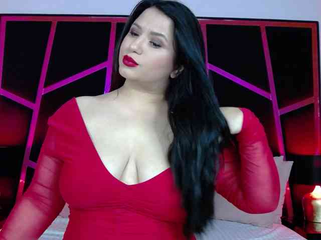 EssenaMonroe webcam