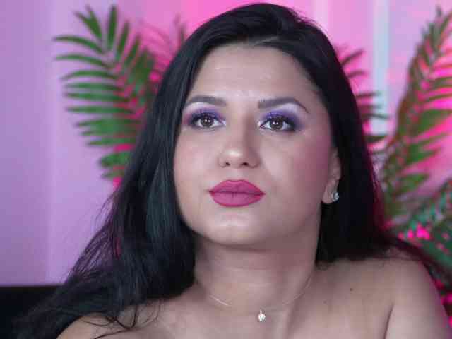 EssenaMonroe