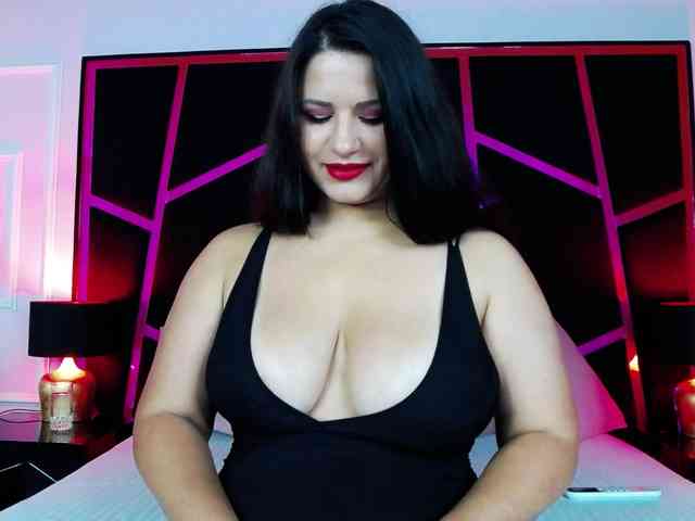 EssenaMonroe