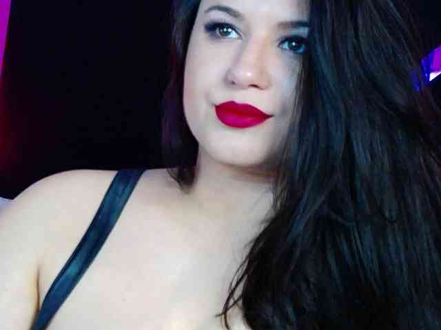 EssenaMonroe webcam