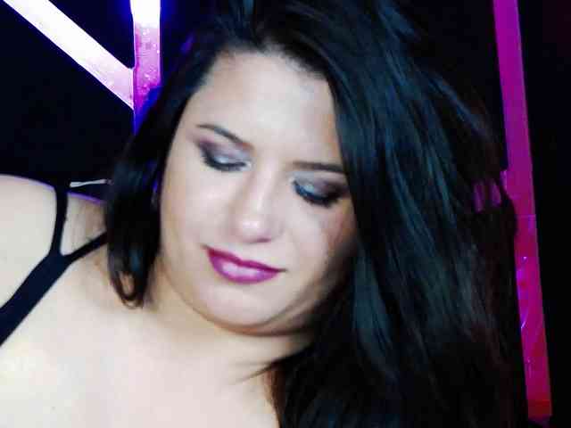 EssenaMonroe EssenaMonroe