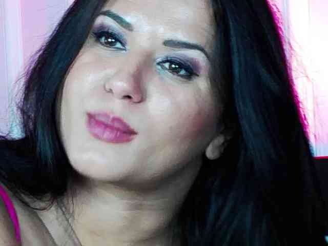 EssenaMonroe