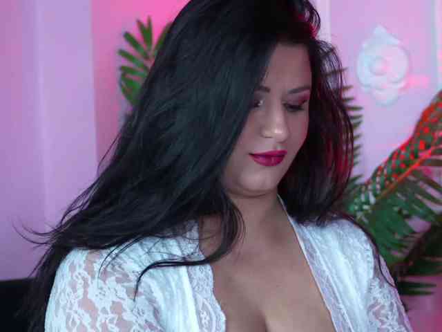 EssenaMonroe