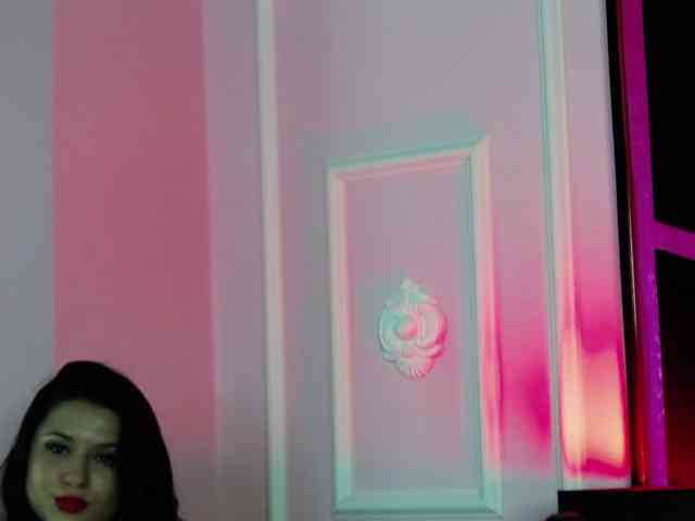 EssenaMonroe webcam