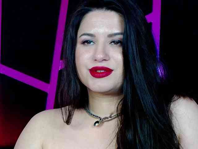 EssenaMonroe