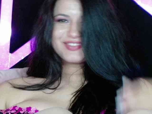 EssenaMonroe webcam
