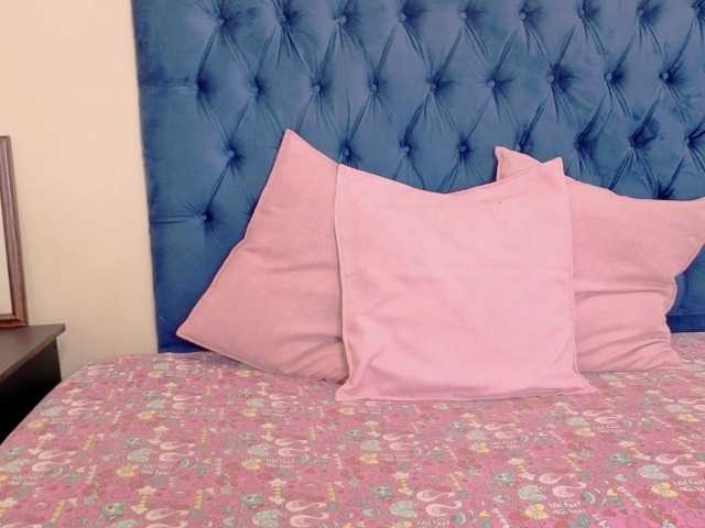 QueenKarmaX live cam on BongaCams